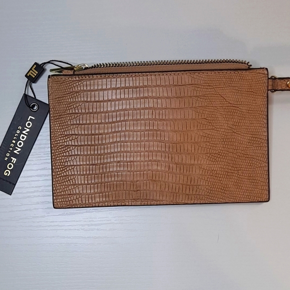 NWT Tan and Gold Lizard Wristlet - Picture 6 of 6